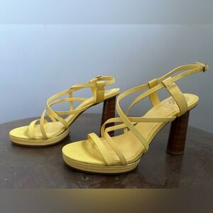 Vinci Camuto Yellow Strappy Sandals Size 9.5M